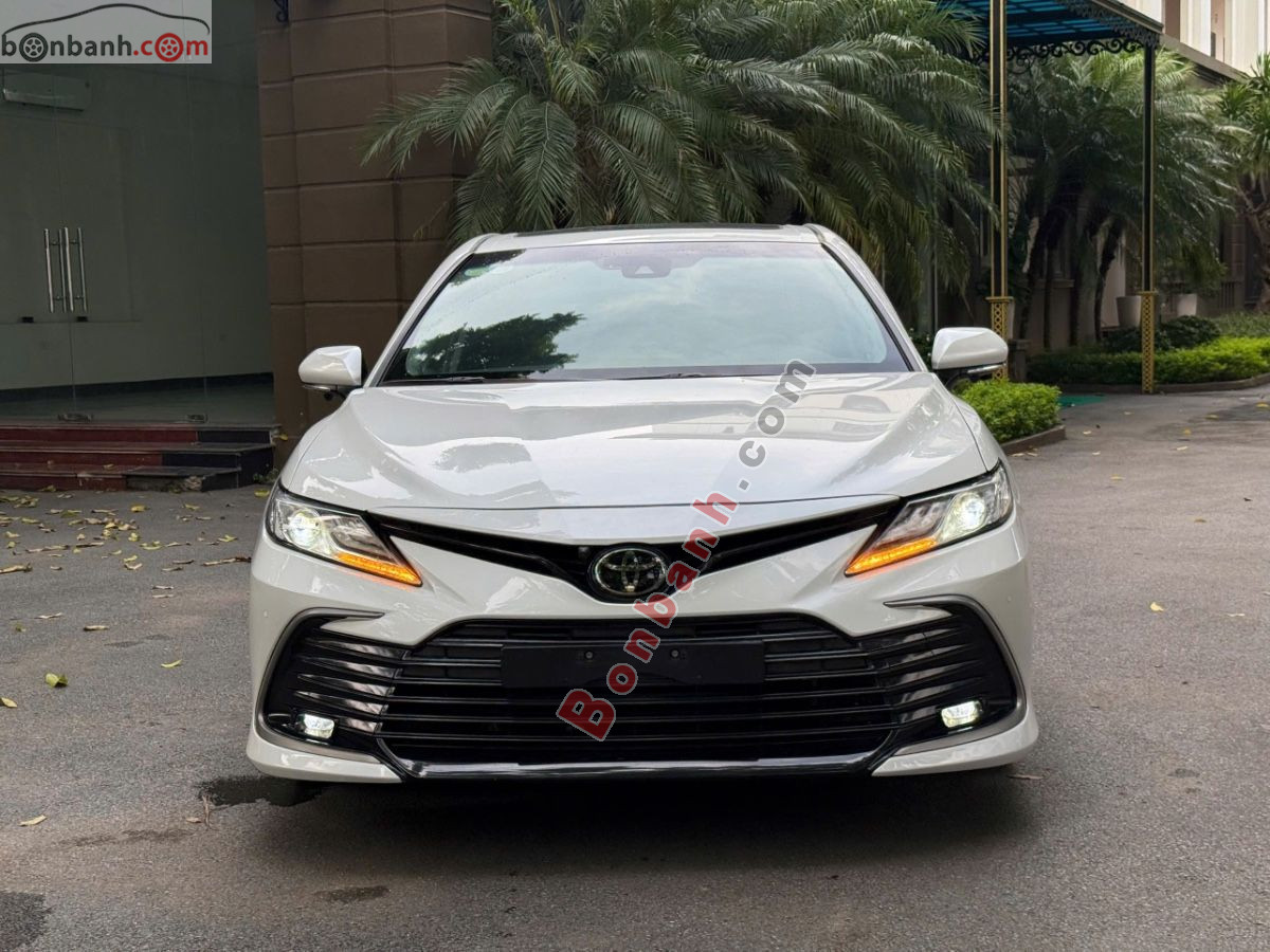 Toyota Camry 2.0Q
