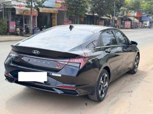 Xe Hyundai Elantra 2.0 AT Cao cấp 2022