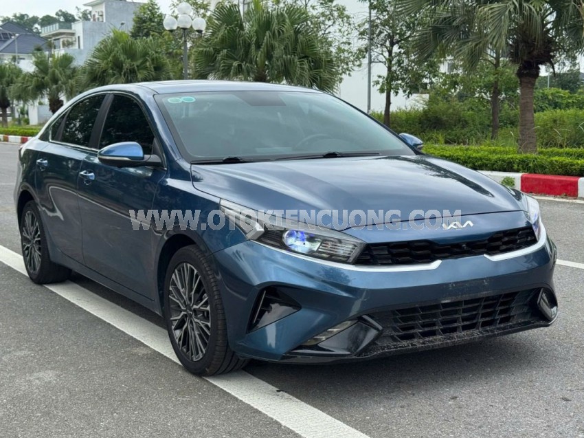 Kia K3 Luxury 1.6 AT