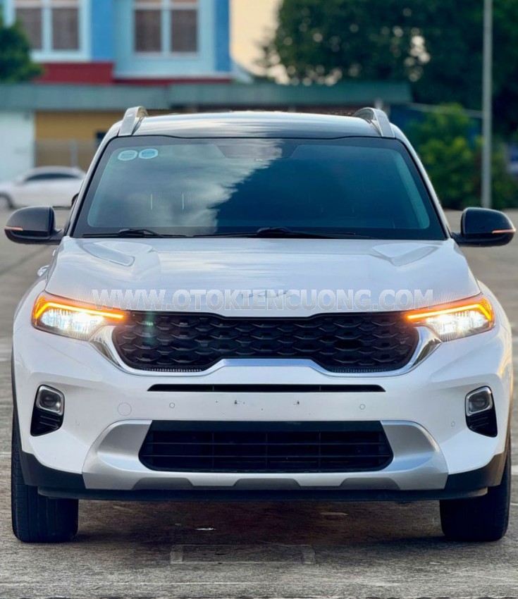 Kia Sonet Luxury 1.5 AT