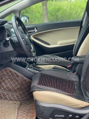 Xe Kia Cerato 1.6 AT 2018