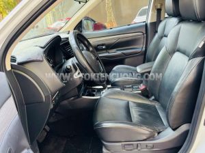 Xe Mitsubishi Outlander 2.0 CVT Premium 2020