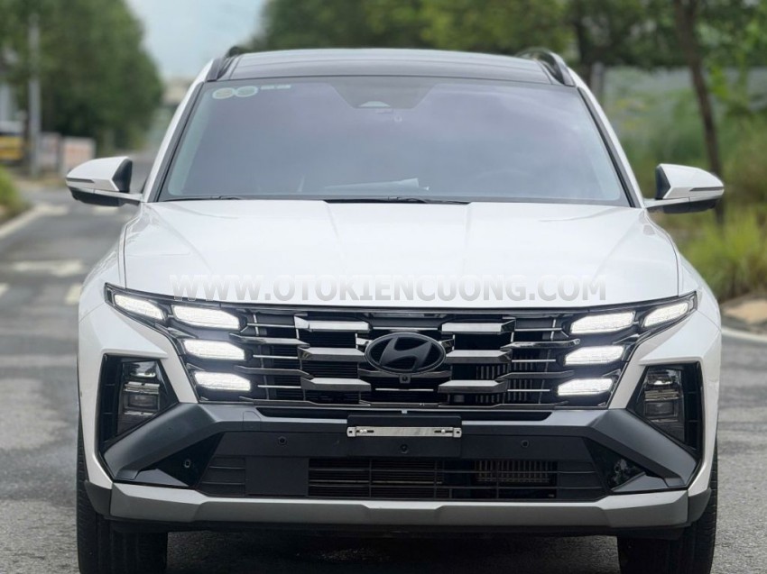 Hyundai Tucson 1.6 AT Turbo HTRAC Đặc biệt 2025